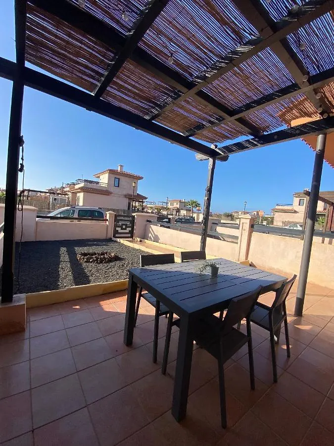Holiday home Casita Mae: Chill And Enjoy In Majanicho. Villa La Oliva